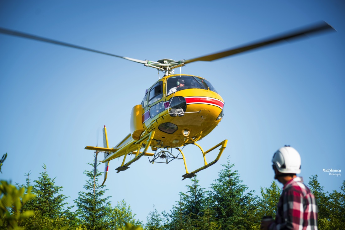 Picture, pic, helictopters, helictopter, action, adventure, heli, chopper, flying, fly, flight, work, telecom, mountain, mountains, woods, trees, tree, person, focus, photography, adventure photography, matt shannon photography, matt shannon, 
